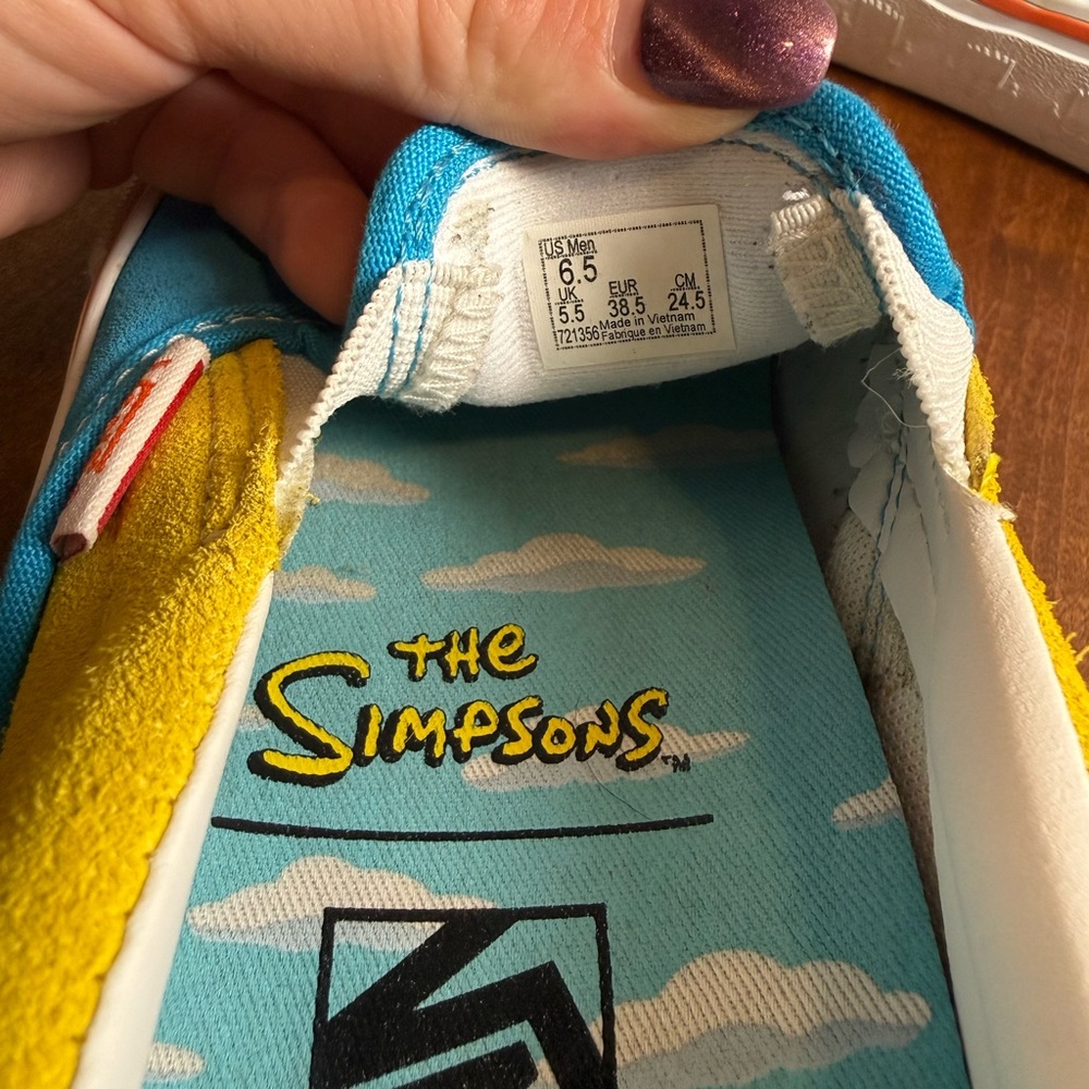 The Simpsons Vans. Mens/Womens - Picture 7 of 7